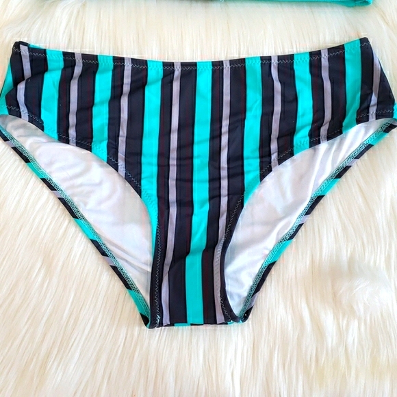 New Highwaisted Stiped Print Bikini Set Swimsuit - Picture 5 of 8
